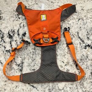 Ruff Wear Hi and Light Lightweight Dog Harness. Orange, medium.